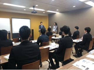 先日の説明会の様子になります。