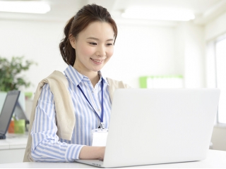 景気に左右されない当社の強みをオンラインを通してお伝えします