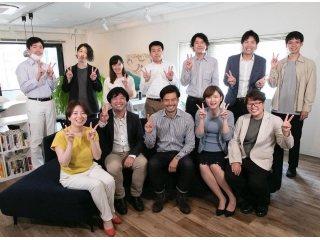 現在のメンバーです！
新メンバーを加えてパシャリ。