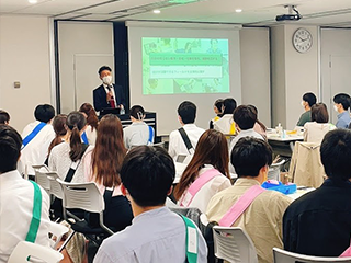 日本の就職活動と採用活動を変革しミスマッチを無くす仕事！