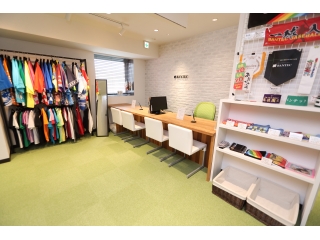 商品の確認やデザインの打合せができる東京ショールーム