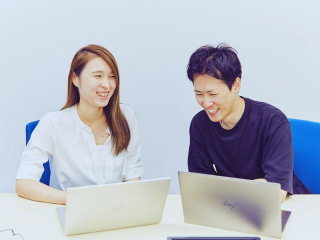 ミーティング1対1。仕事やキャリアの相談もしやすい環境です。