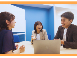 ミーティング1対1。仕事やキャリアの相談もしやすい環境です。