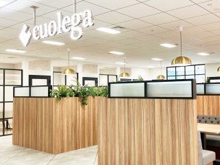 本社・各支社ともに、オフィスは明るく快適な環境で働ける職場