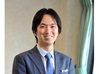 代表取締役社長　柳慎太郎