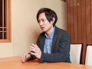 飲食事業部統括本部長　石飛　慶也