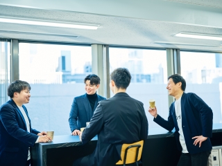カフェスペースで、ON/OFF切り替えて働けます！