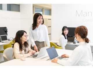 部署を超えて、談笑を交えながら楽しく実施しています！