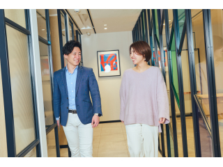 若手から裁量を持って先輩に意見が言える環境です。