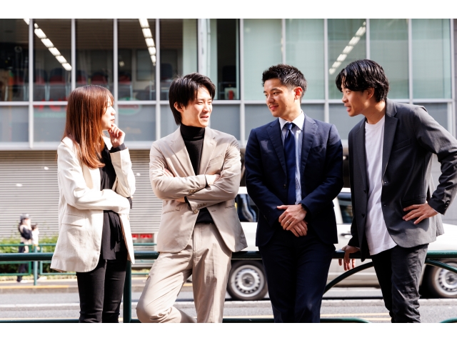 【26卒】IT・人材・不動産領域で自社サービスを展開中｜20代で圧倒的な成長を！写真 1