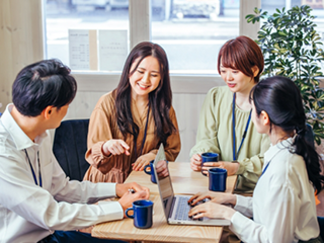 【転職】3期連続の過去最高売り上げ達成〜「アイデア」×「提案⼒」で企業のマーケティングを⽀援〜写真 2