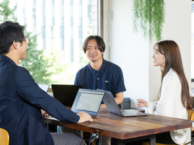 経営×IT活用 / 文系IT未経験歓迎 / 成長企業をご支援 / 13期連続売上増写真 1