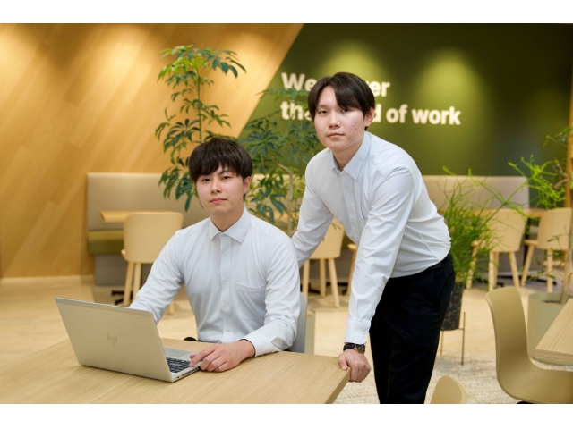 【ITエンジニア職】月平均残業5.5時間!/文理不問☆/自慢の研修制度で誰でもスキルアップ♪写真 1