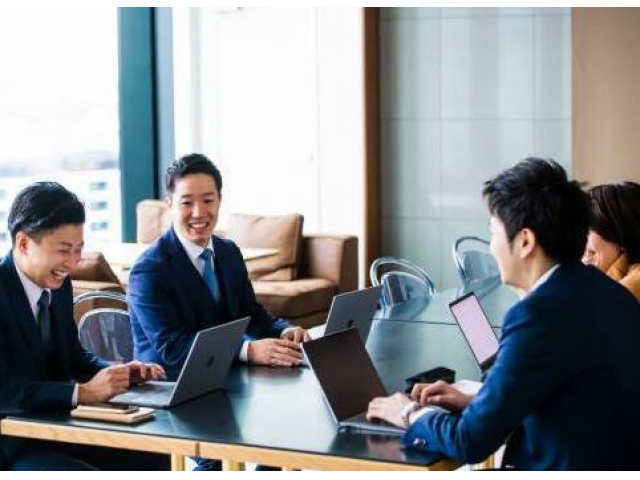 【東証プライム上場】入社3年目以降平均年収は2,800万!M&Aで20代で圧倒的なビジネスマンへ写真 1