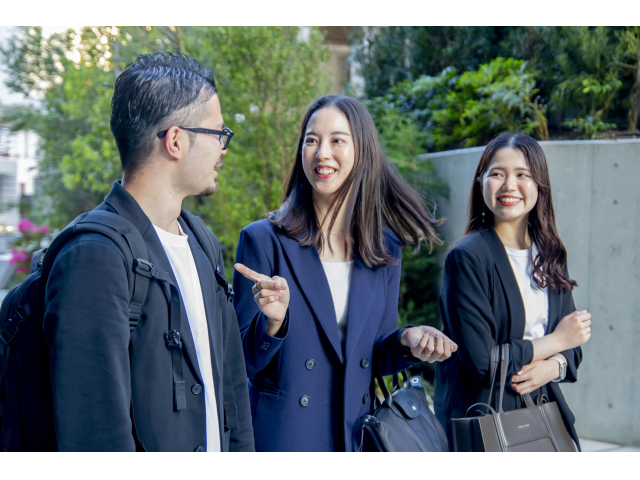 【ベンチャーの裏側まで話します】freemovaのリアルが知れる会社説明インターン写真 1