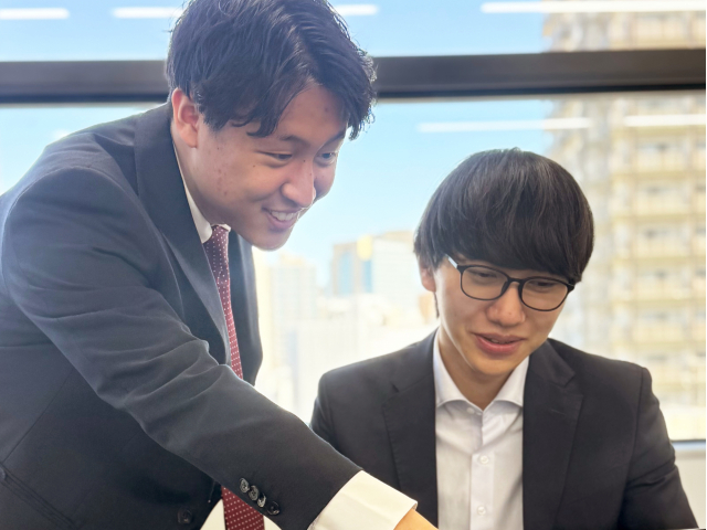 【27卒・ITコンサル・初任給最大32万】データと人間の力で、大企業の経営をサポートしよう！写真 1