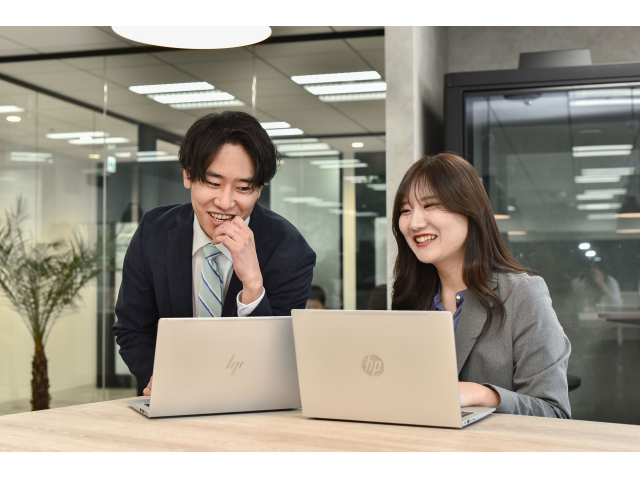 【27卒】お客様の採用課題を、自社サービス等を用いて解決に導く営業職!写真 2