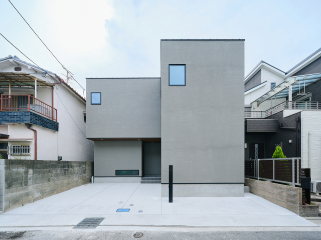 【27卒/最短1か月で内定】関西を中心に急成長！理想の家づくりを一緒に叶える注文住宅営業写真 1