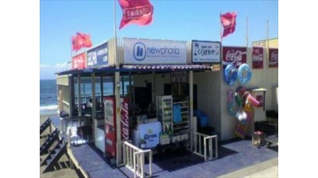 鵠沼海岸の海の家