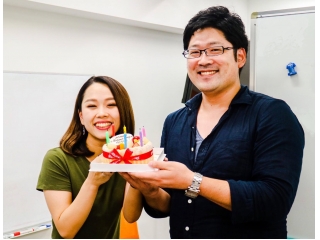 サプライズミーティング！！お誕生日をお祝いしてもらいました！！