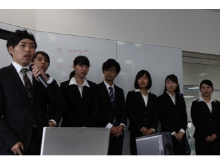 眠気も覚める朝の一撃