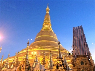 この夏、世界を見てみませんか？