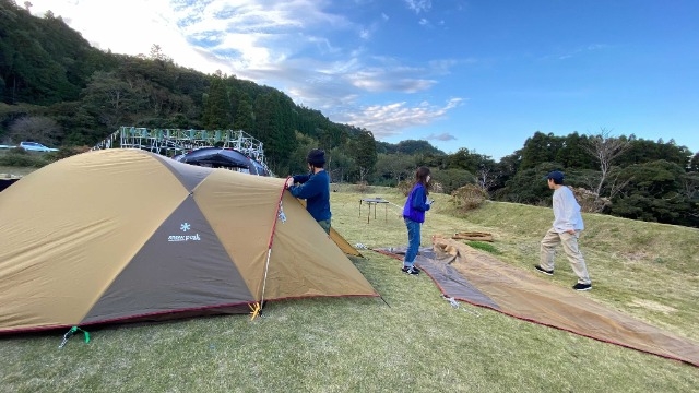 会社のメンバーと超絶エモキャンプ