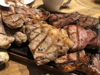 【オフィス付近】ステーキ食べ放題！