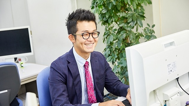 先輩社員インタビュー☺