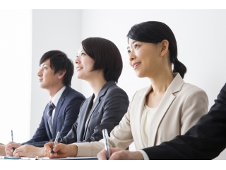 説明会と選考会は同日？