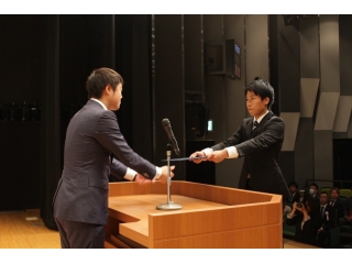 内定式兼経営方針発表会