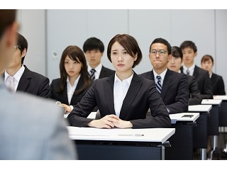 【ギモン解決！】参加したい企業説明会が満席の場合どうすればいいですか？