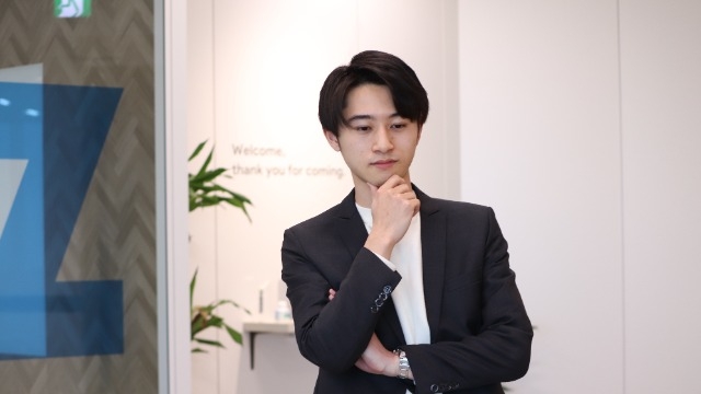 SNS就活とは？企業からDMが来るってほんと？