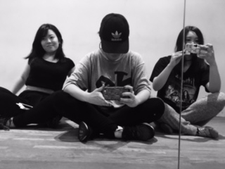 歌って踊ってるんるん♪