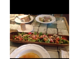 野菜にまみれる