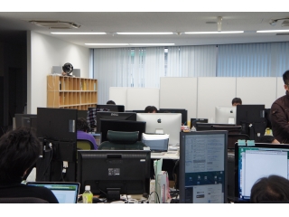 入社して半月がたちました