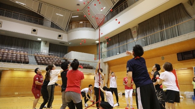 大人も大盛り上がりの運動会！？