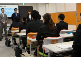 明日は忘年会！1年の締めくくり　【2020採用　1月会社説明会日程】