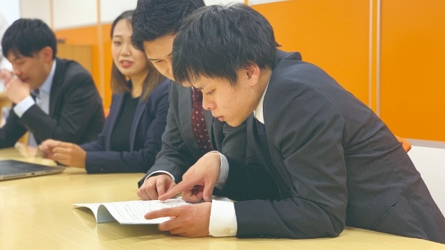 ★2022卒★2月会社説明会参加者募集中【株式会社ライブズ】