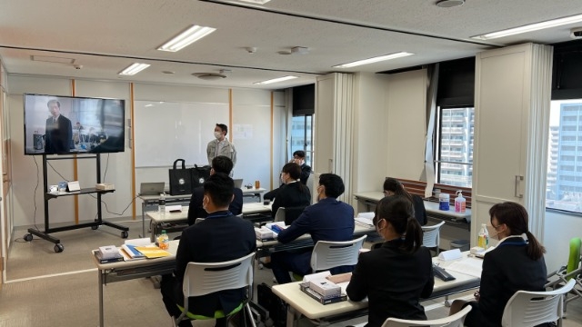 新入社員研修【株式会社ライブズ】