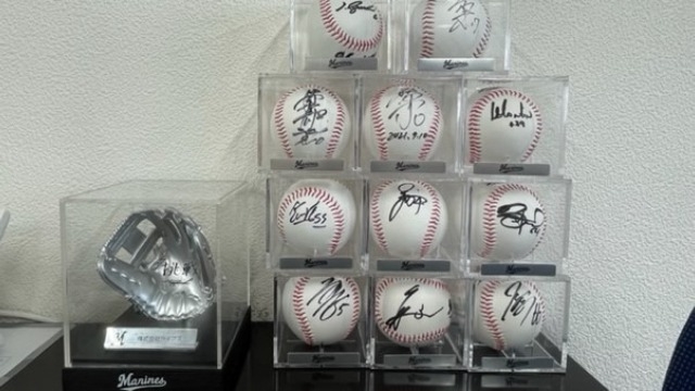 サイン入りボール！！【株式会社ライブズ】