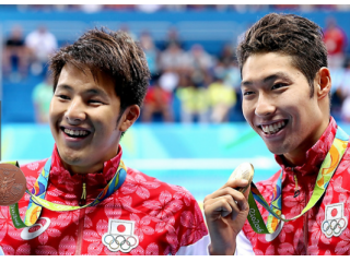 オリンピック　日本初！金メダル獲得！