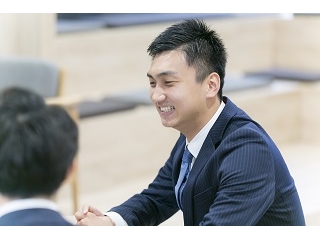 社員紹介｜営業の加藤さんにインタビュー♪