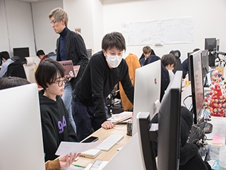 今日は花の金曜日