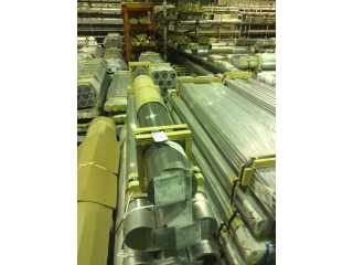 立ち並ぶパイプ達