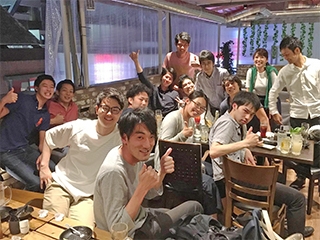 クオーター達成会╭( ・ㅂ・)و ̑̑ ｸﾞｯ !