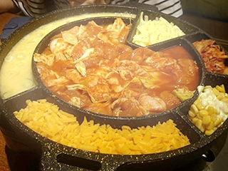 チーズダッカルビ（＾＾/