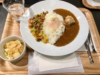 Rootsでインターンはじめました！