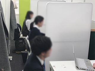 Rootsでマーケティングインターンをしています！