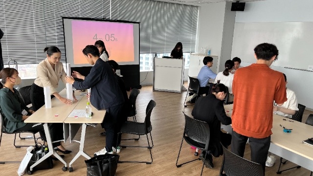 研修｜ゲームを通してビジネスについて学ぶ